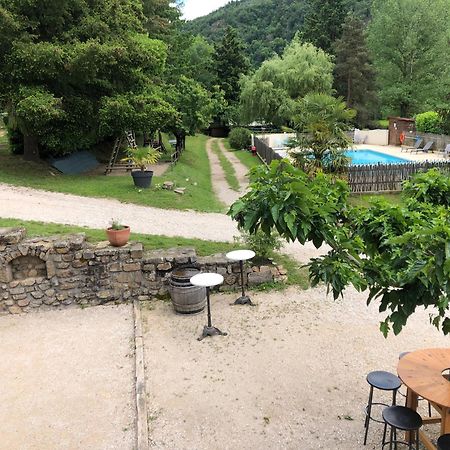 Camping Les Berges Du Doux Colombier-le-Vieux Buitenkant foto