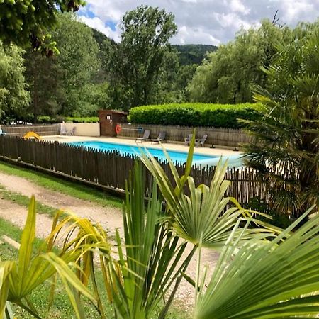 Camping Les Berges Du Doux Colombier-le-Vieux Buitenkant foto
